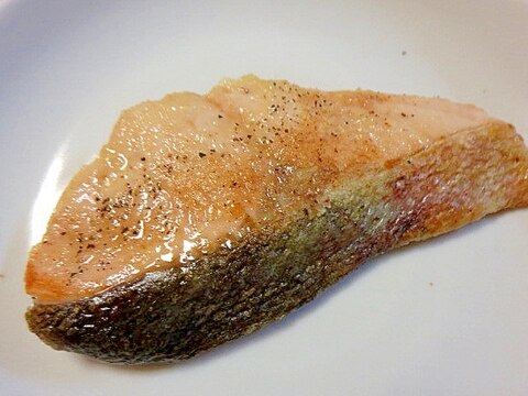 フライパンで鮭のオリーブオイル焼き